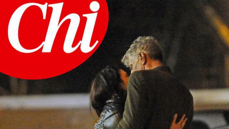nthony Bourdain kissing his new girlfriend